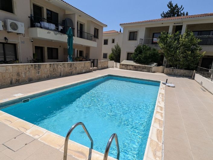 Image No.27-2 Bed Property for sale