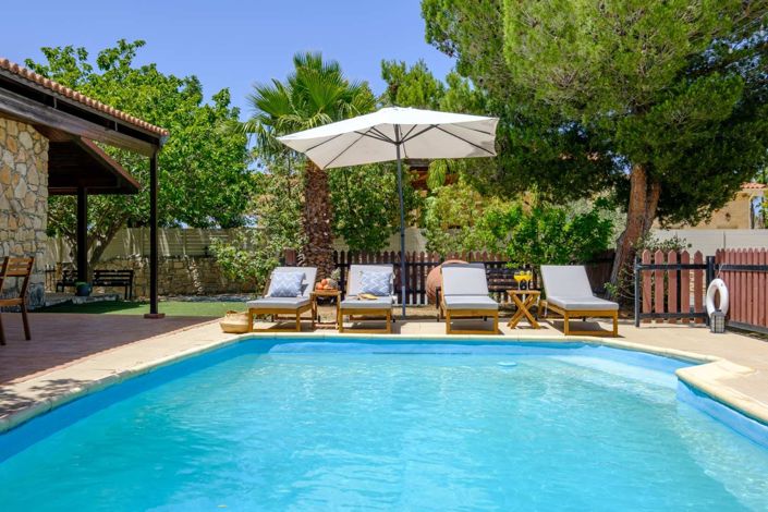 Image No.7-2 Bed Property for sale