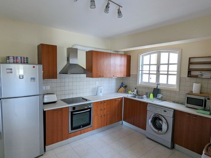 Image No.15-2 Bed Property for sale