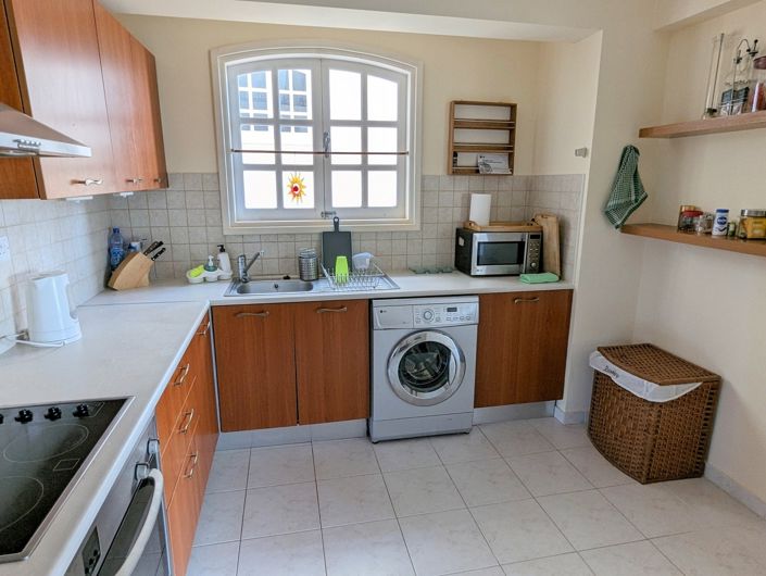 Image No.16-2 Bed Property for sale