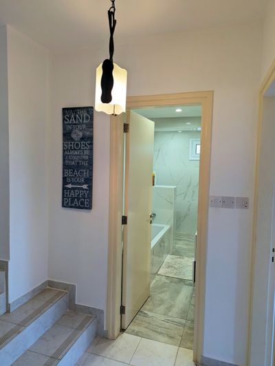 Image No.21-2 Bed Property for sale