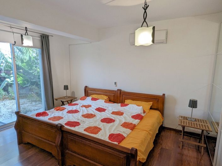 Image No.28-2 Bed Property for sale