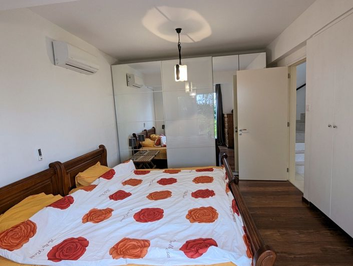 Image No.30-2 Bed Property for sale