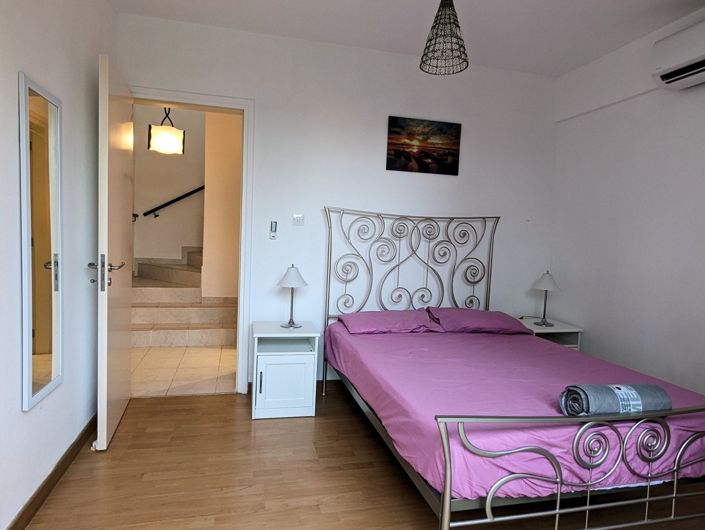 Image No.35-2 Bed Property for sale