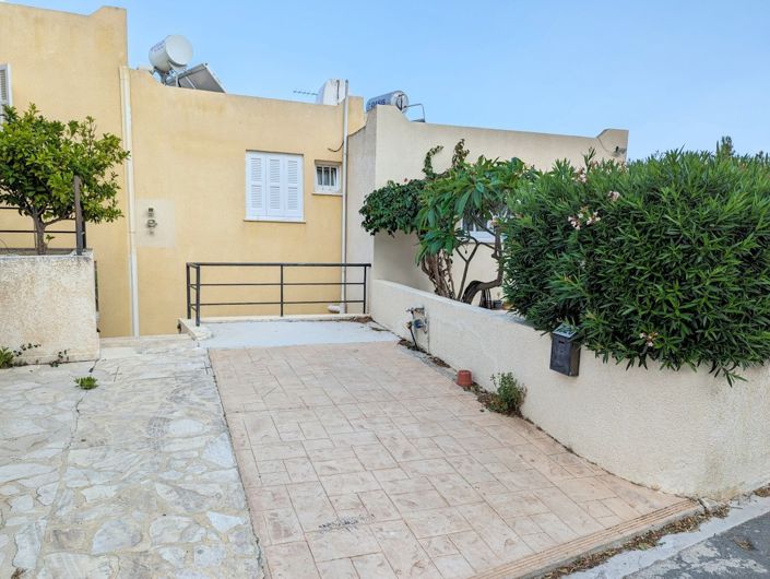 Image No.43-2 Bed Property for sale