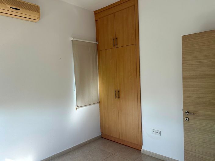 Image No.8-2 Bed Property for sale