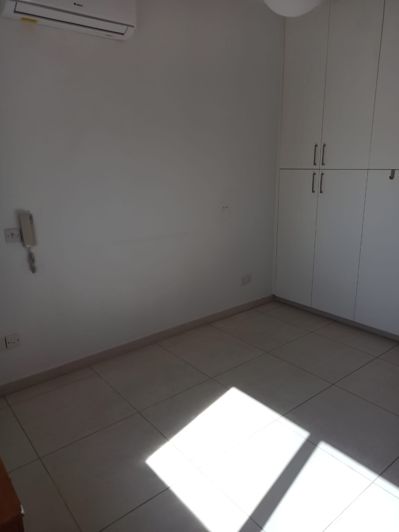 Image No.2-Propriété de 2 chambres à vendre à Germasogeia