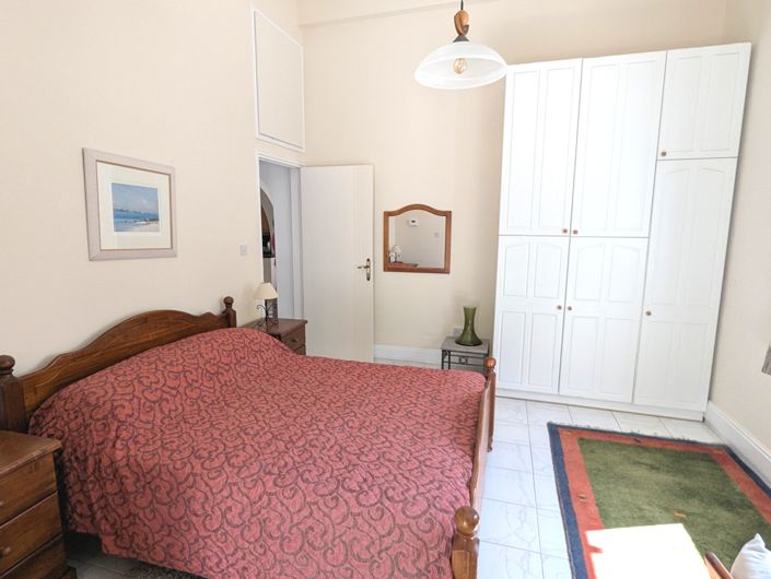 Image No.36-3 Bed Property for sale
