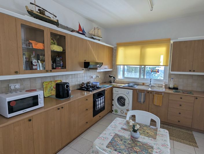 Image No.11-3 Bed Property for sale