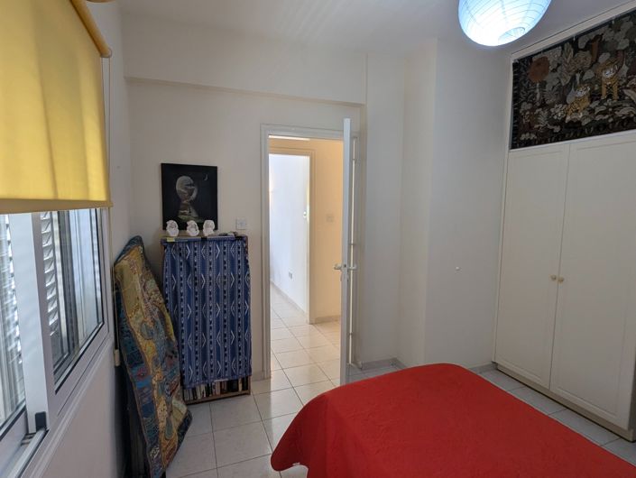 Image No.20-3 Bed Property for sale