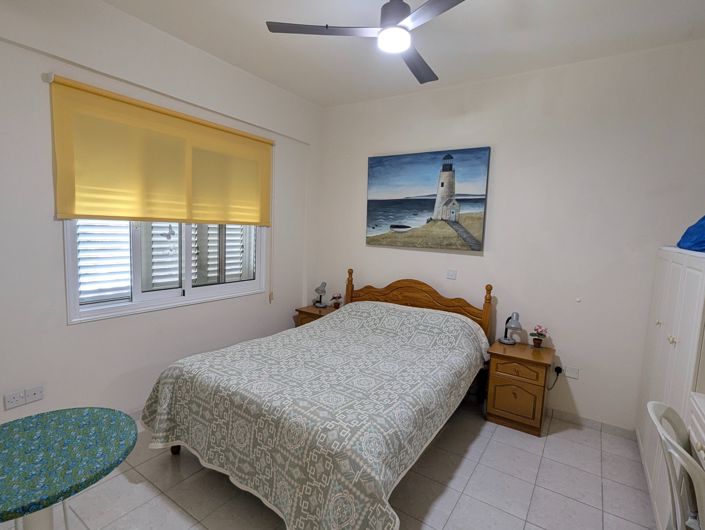Image No.22-3 Bed Property for sale