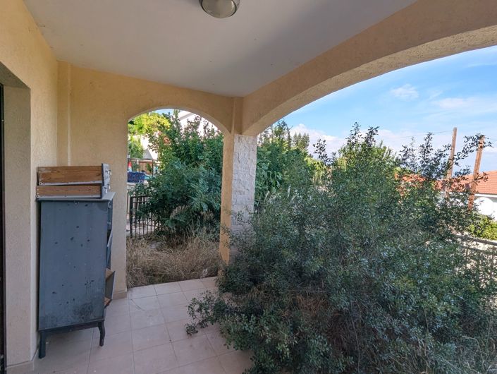 Image No.12-1 Bed Property for sale