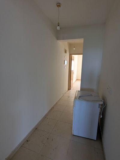 Image No.20-1 Bed Property for sale