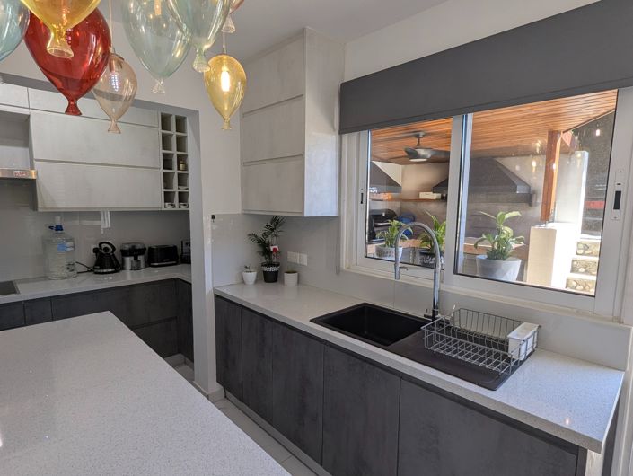 Image No.14-3 Bed Property for sale