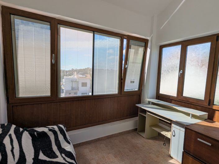 Image No.29-2 Bed Property for sale