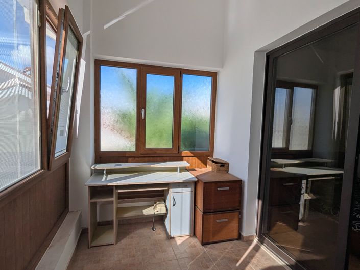 Image No.30-2 Bed Property for sale
