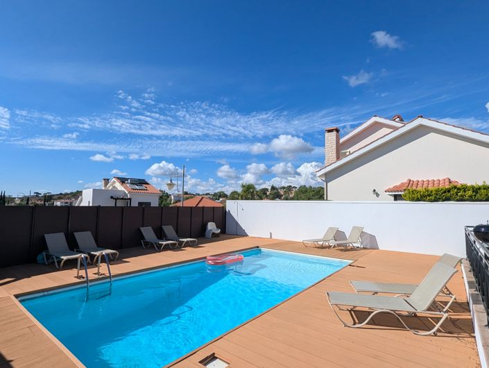 Image No.42-2 Bed Property for sale