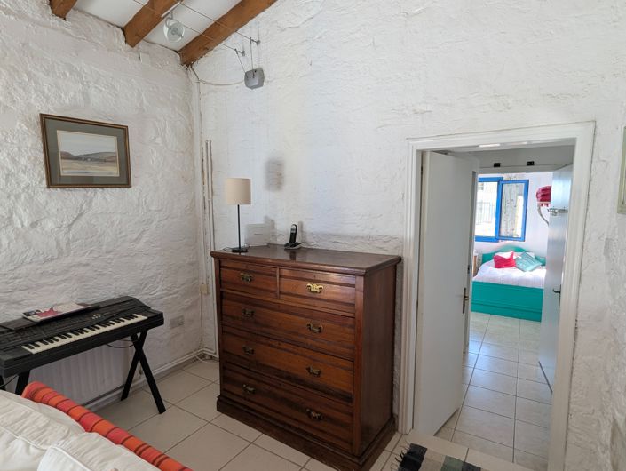 Image No.20-3 Bed Property for sale