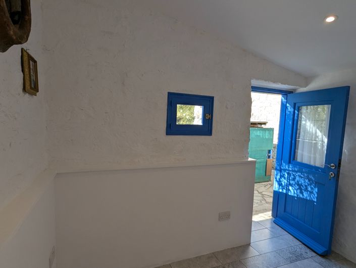 Image No.32-3 Bed Property for sale
