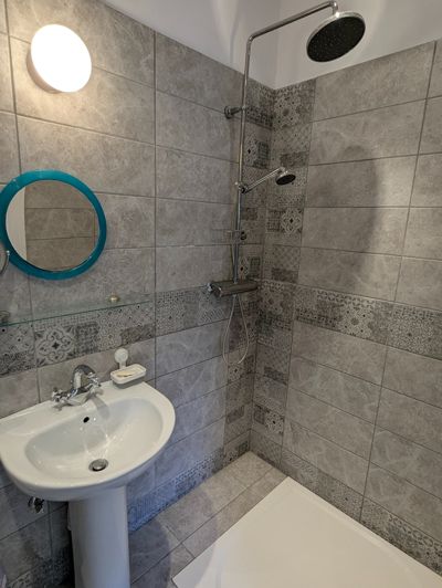 Image No.34-3 Bed Property for sale