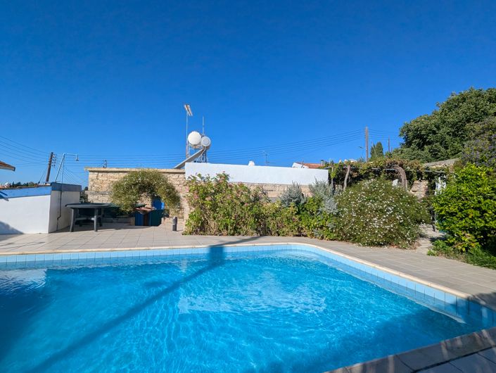 Image No.35-3 Bed Property for sale