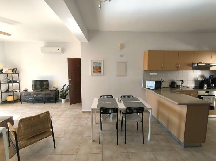 Image No.4-2 Bed Property for sale