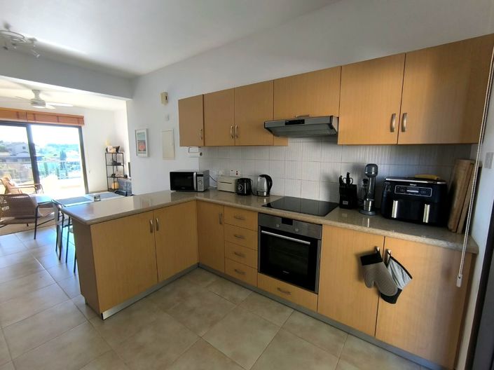 Image No.7-2 Bed Property for sale
