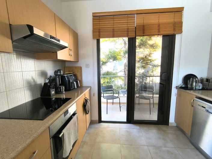Image No.8-2 Bed Property for sale