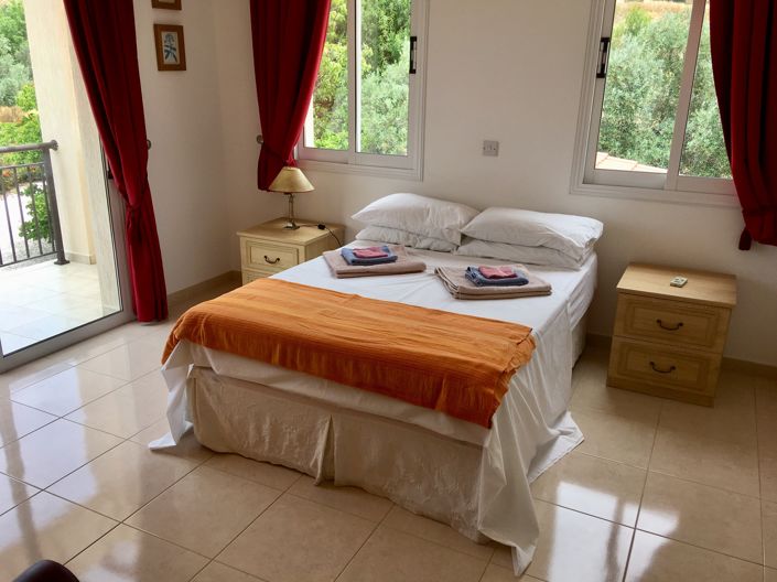 Image No.17-Propriété de 4 chambres à vendre
