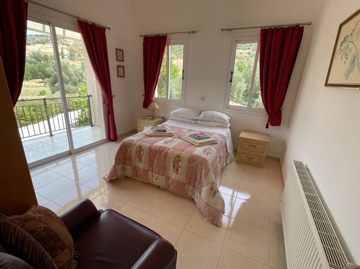 Image No.18-Propriété de 4 chambres à vendre