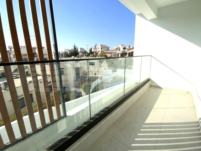 Image No.9-2 Bed Apartment for sale