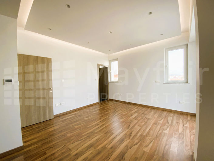 Image No.12-3 Bed Apartment for sale