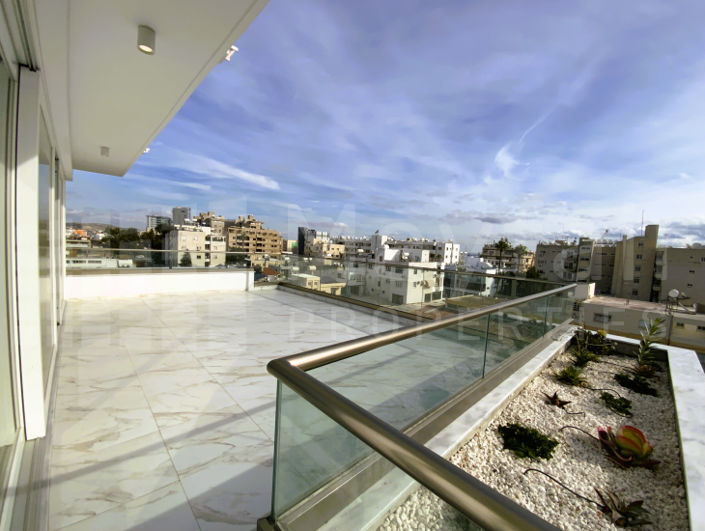 Image No.17-3 Bed Apartment for sale