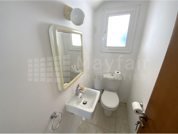 Image No.10-2 Bed House for sale