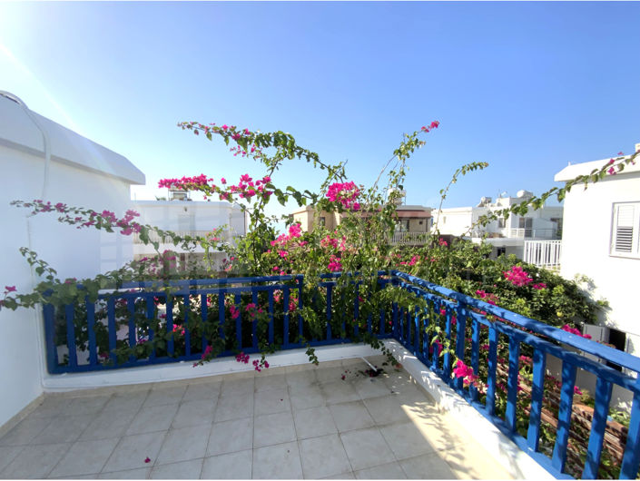 Image No.13-2 Bed House for sale