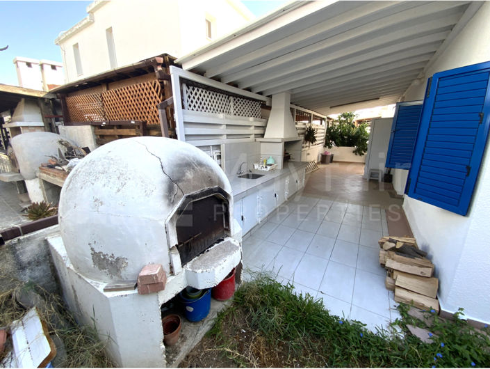 Image No.5-2 Bed House for sale