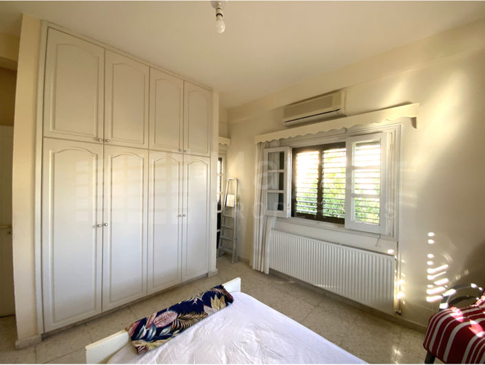 Image No.11-4 Bed House for sale