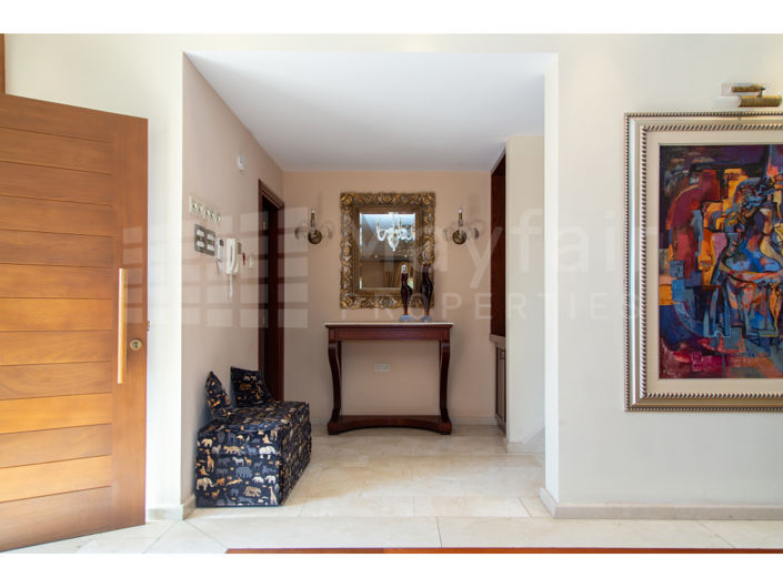 Image No.17-4 Bed House for sale