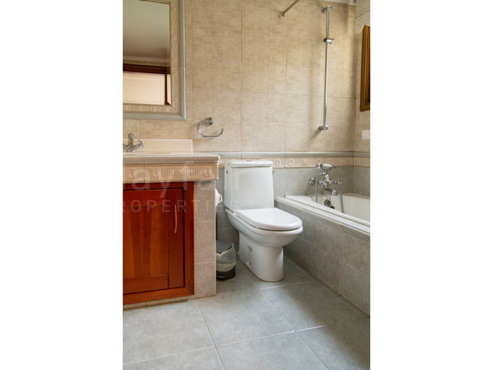 Image No.27-4 Bed House for sale