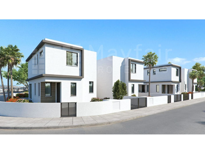 Image No.8-3 Bed House for sale