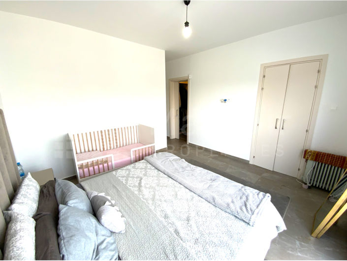 Image No.12-4 Bed House for sale