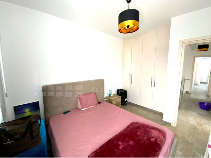 Image No.19-4 Bed House for sale