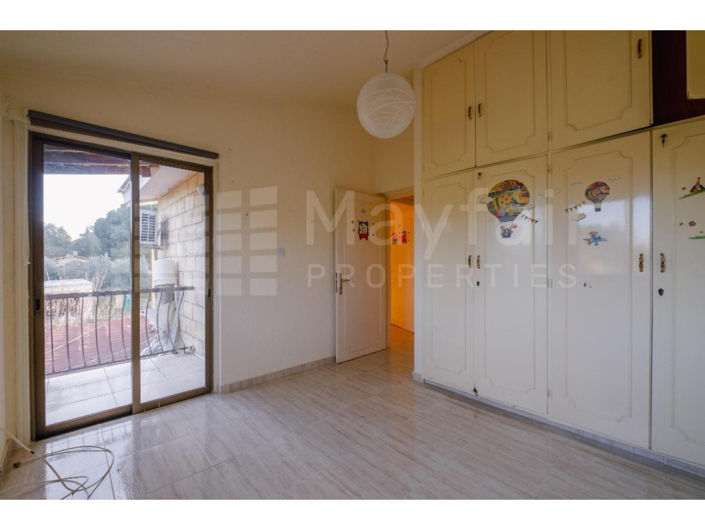 Image No.12-3 Bed House for sale