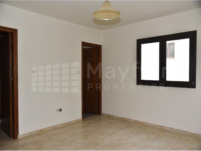 Image No.13-3 Bed House for sale