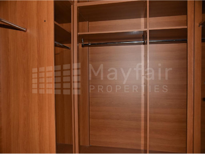 Image No.15-3 Bed House for sale