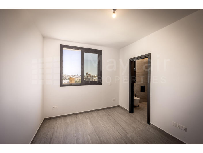 Image No.20-2 Bed Apartment for sale