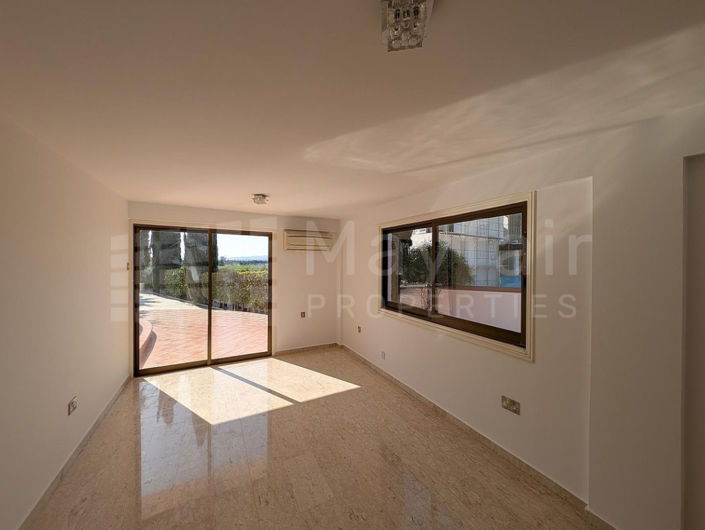 Image No.21-House for sale