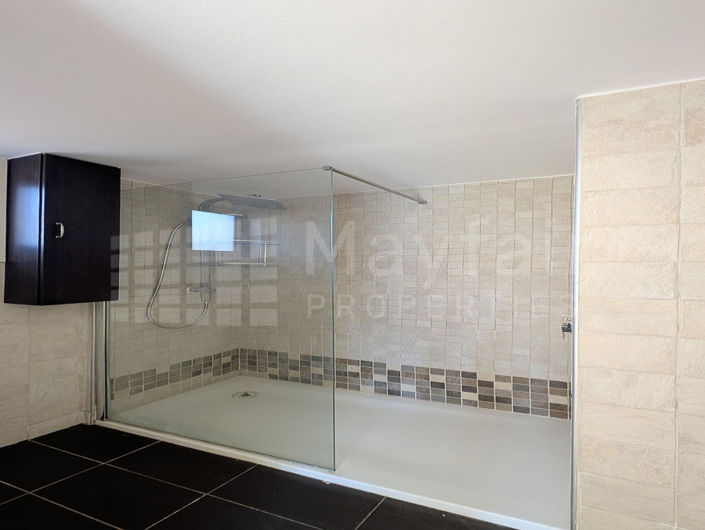 Image No.33-House for sale