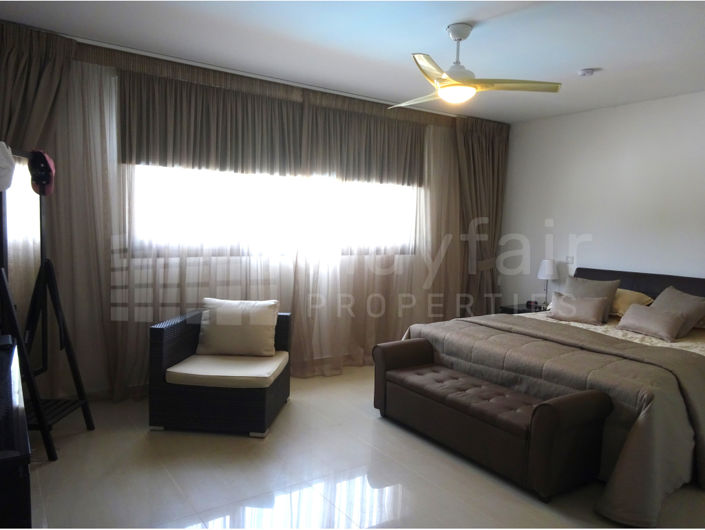 Image No.14-4 Bed House for sale