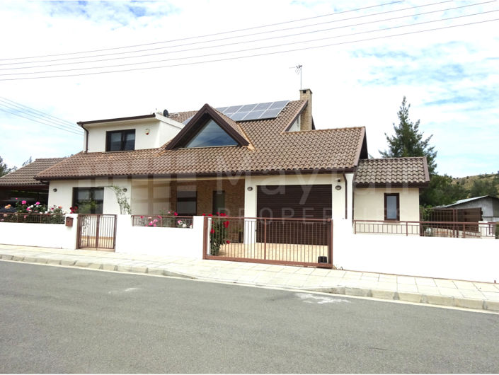 Image No.19-4 Bed House for sale